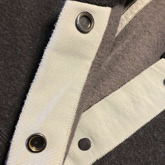 Lululemon Cardigan Sweater Size 2 - Picture 7 of 9